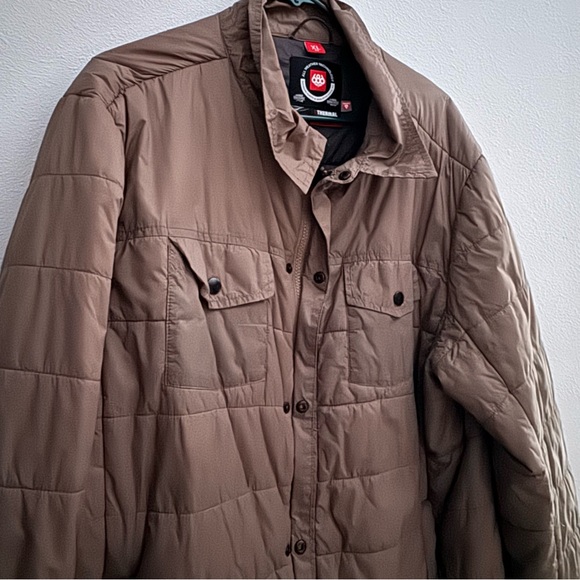 686 Jacket - Picture 3 of 4